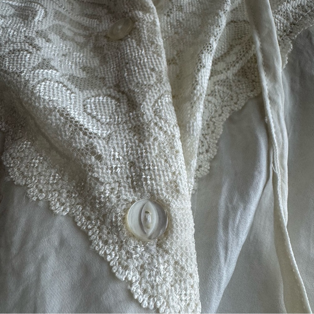 Gathered Long Sleeve Tie Neck Lace Trim Blouse - Picture 8 of 10